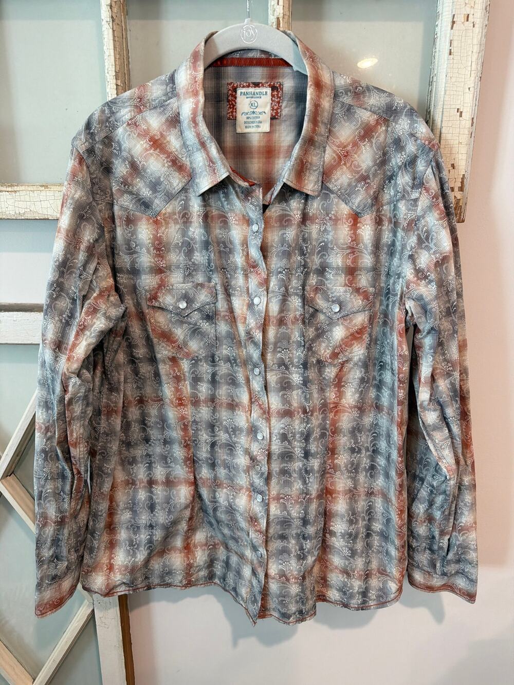 Panhandle women’s XL pearl snap shirt Western cowgirl